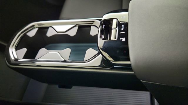 New 2026 Volvo EX30 Plus w/ Climate Package AWD/4WD image 16