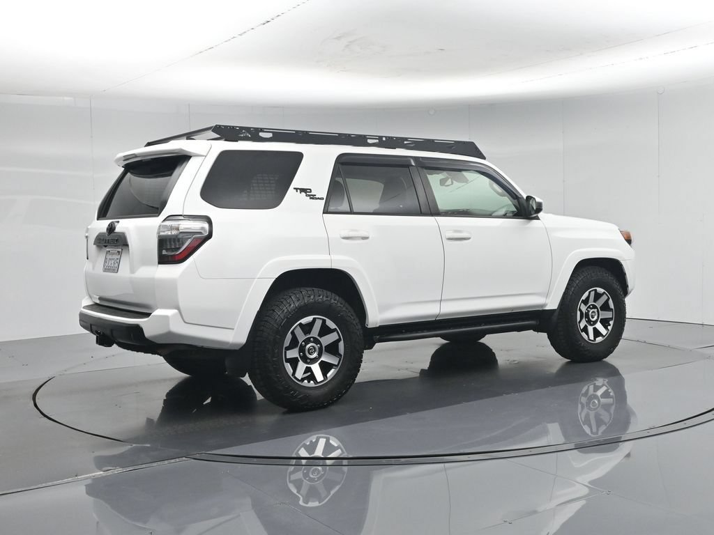 Used 2022 Toyota 4Runner TRD Off-Road AWD/4WD image 30