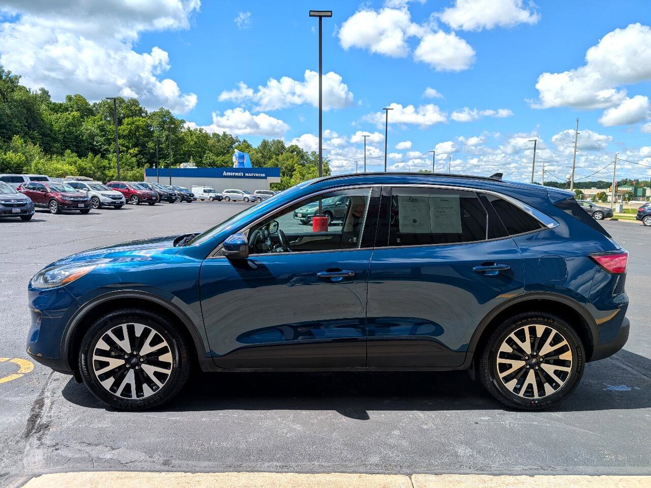 Used 2020 Ford Escape SEL image 5