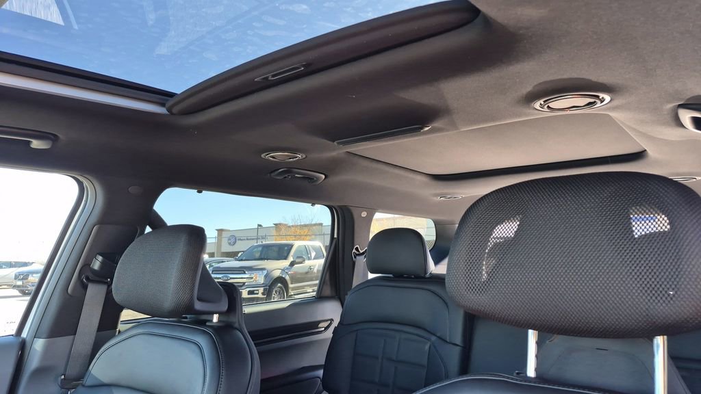 New 2026 Kia EV9 Land w/ Nightfall Edition Package image 11