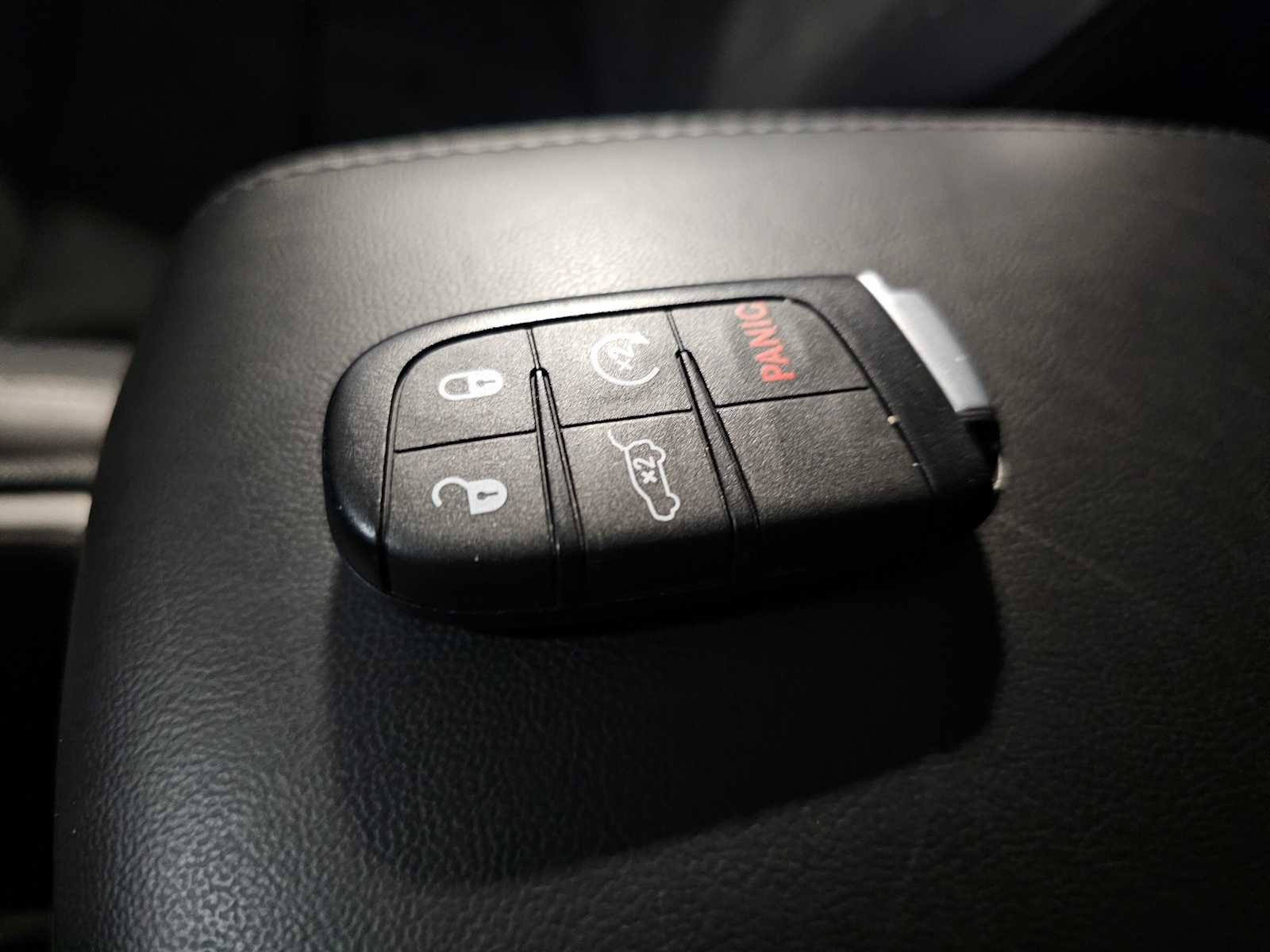 Used 2021 Jeep Grand Cherokee Laredo X image 40