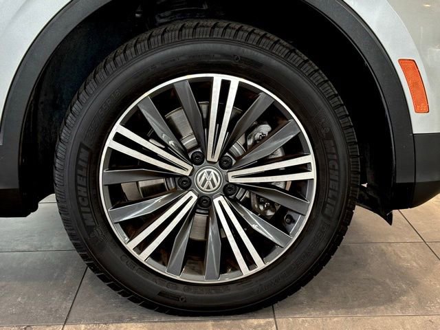 Used 2019 Volkswagen Tiguan SEL FWD image 31