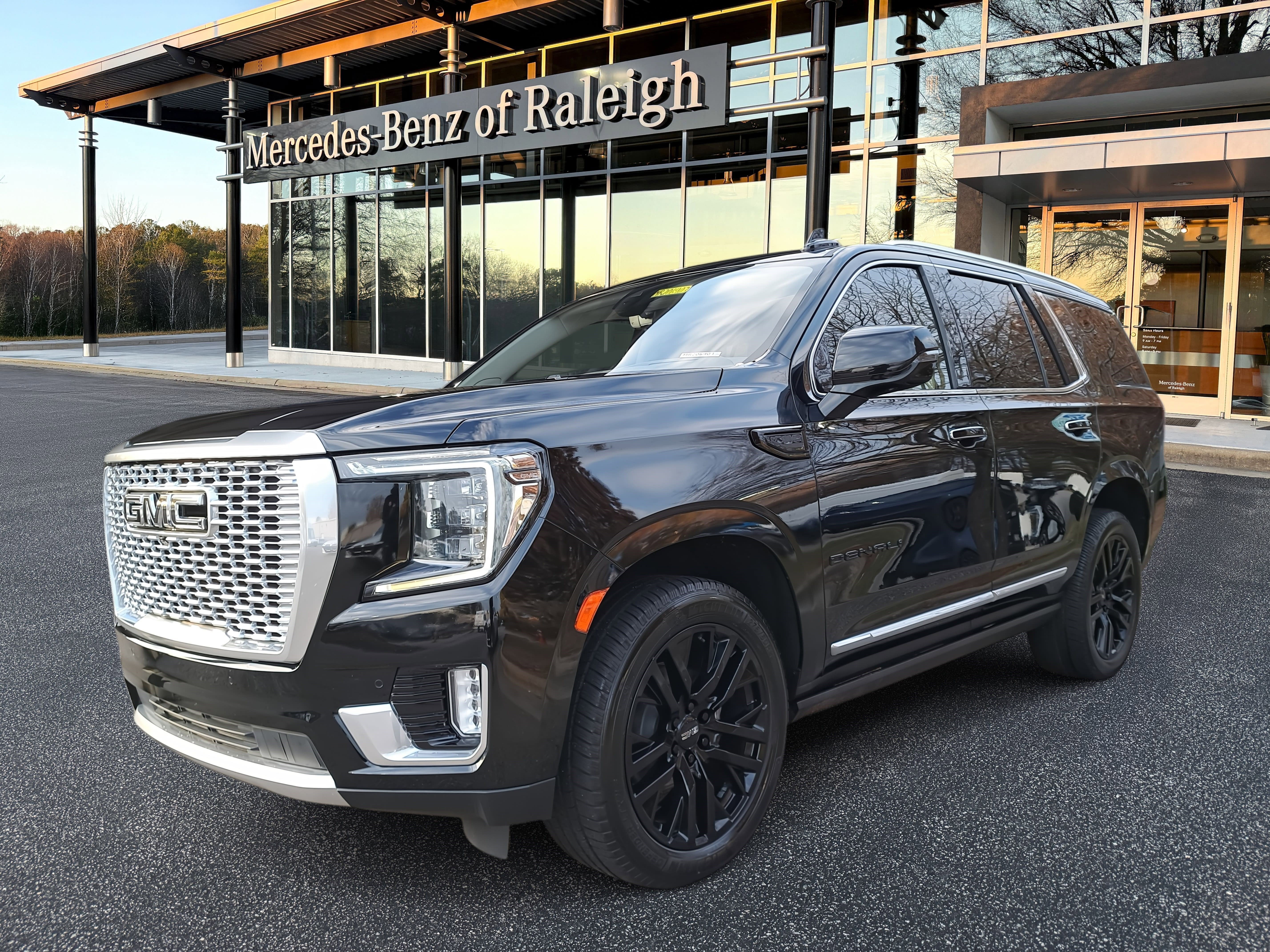 Used 2021 GMC Yukon Denali w/ Denali Premium Package