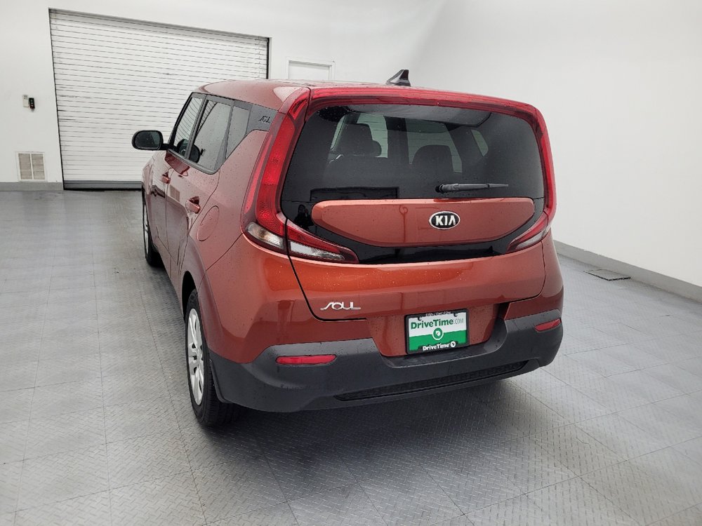 Used 2021 Kia Soul LX image 6