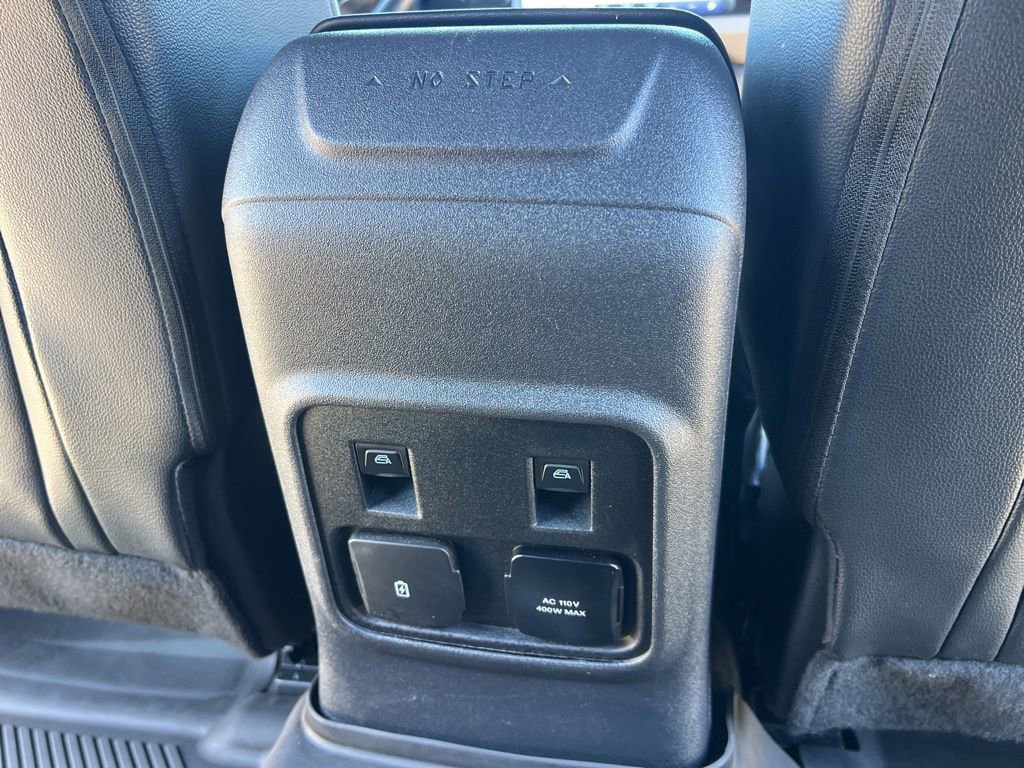 Used 2023 Ford Bronco Wildtrak image 45