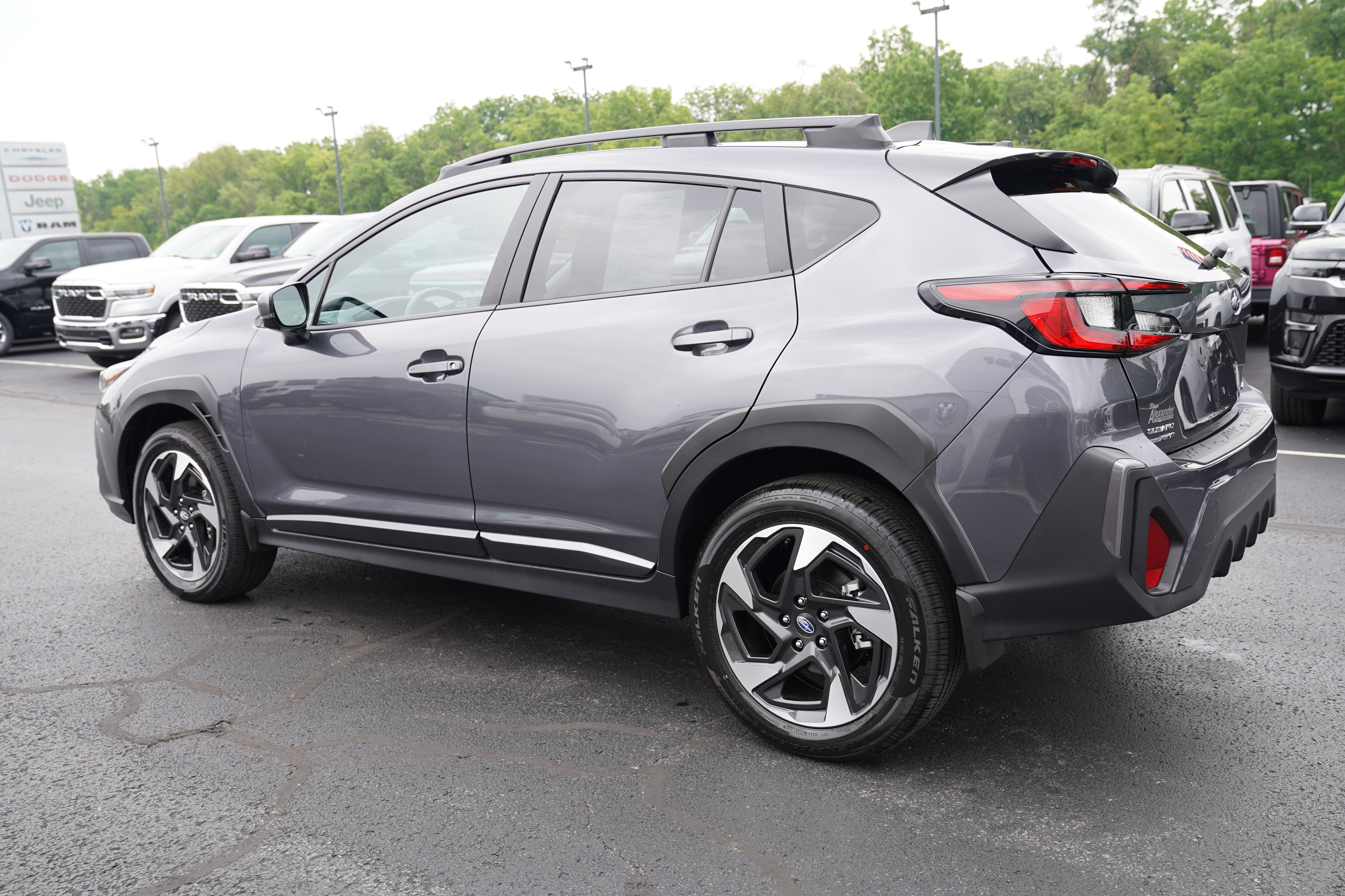 Used 2025 Subaru Crosstrek 2.5i Limited AWD/4WD image 9