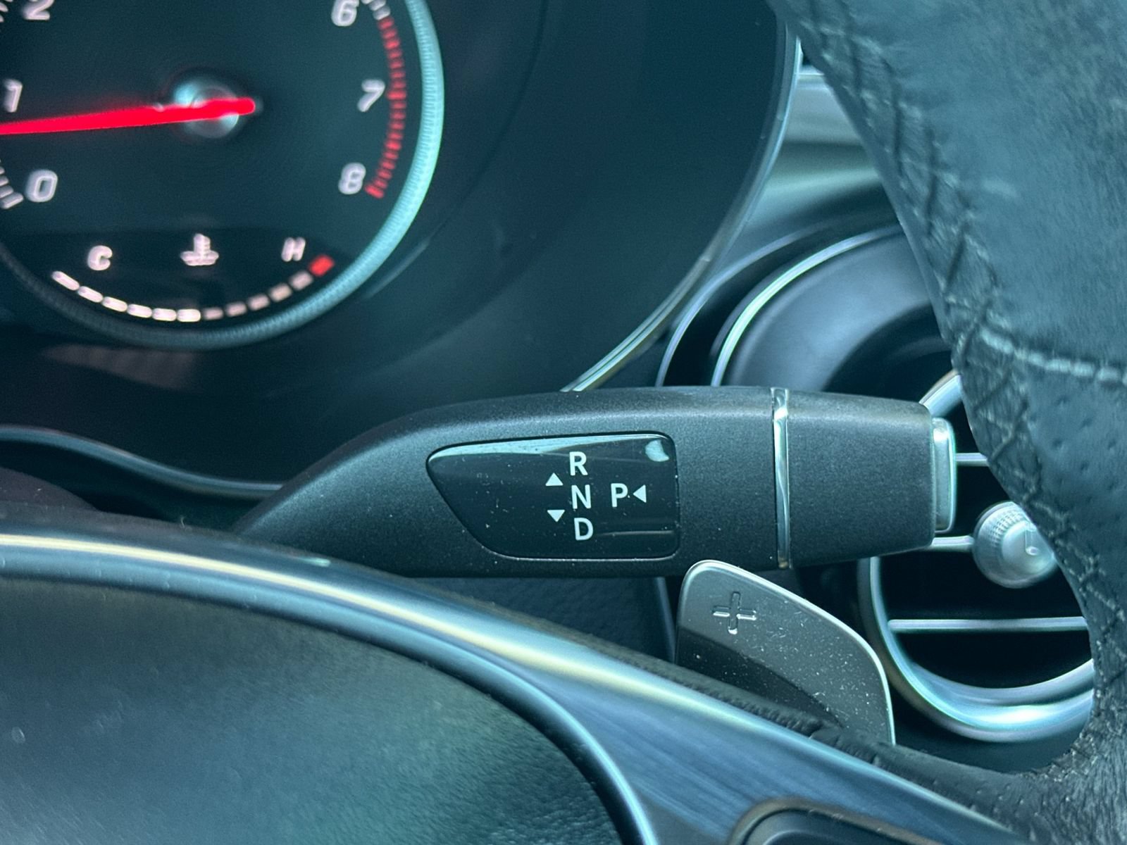 Used 2019 Mercedes-Benz GLC 300 image 23