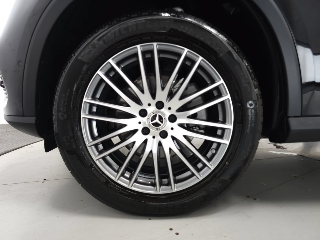 Certified 2026 Mercedes-Benz GLC 300 4MATIC image 36