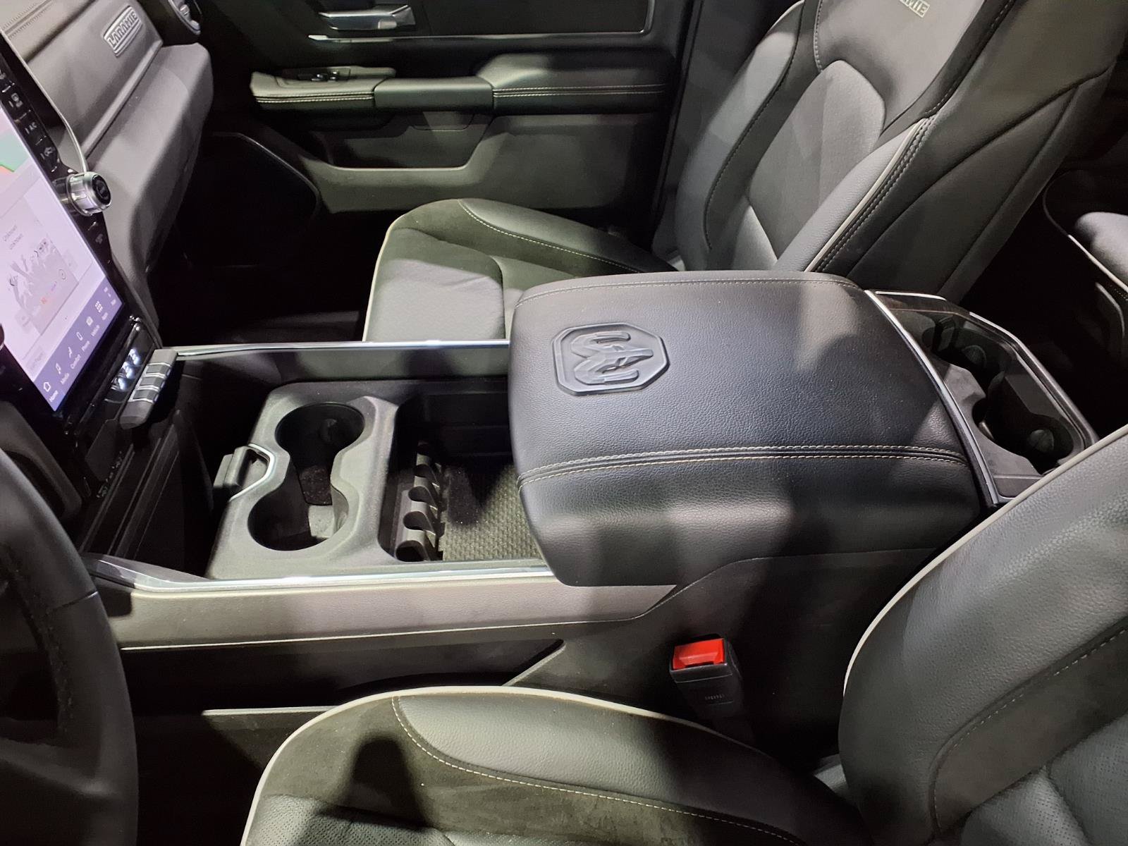 Used 2026 RAM 1500 Laramie AWD/4WD image 12
