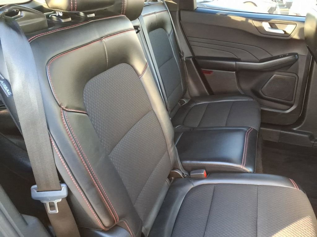 Used 2024 Ford Escape ST-Line w/ Tech Pack #1 image 24