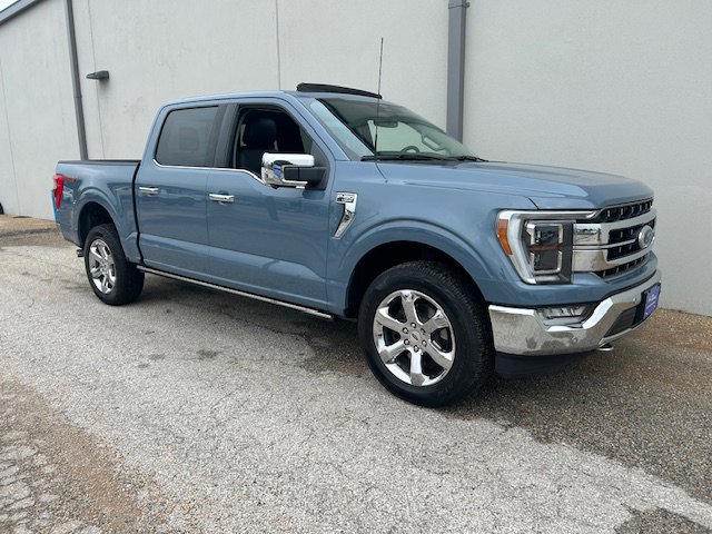 Used 2023 Ford F150 Lariat w/ Equipment Group 502A High AWD/4WD image 3