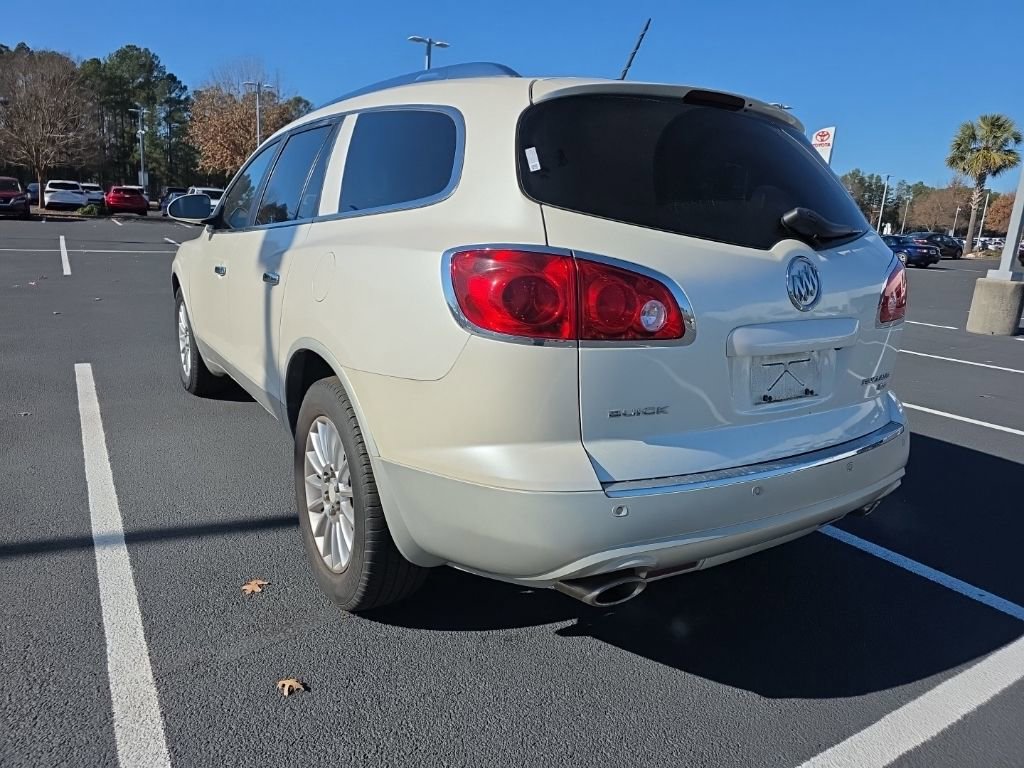 Used 2011 Buick Enclave CXL image 5