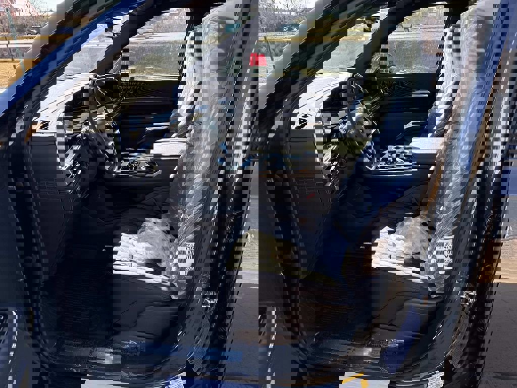 New 2026 Cadillac Escalade IQL Luxury image 8