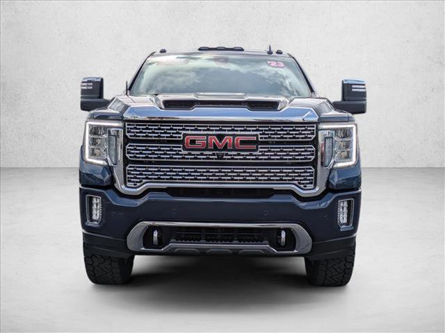 Used 2023 GMC Sierra 2500 Denali AWD/4WD image 2
