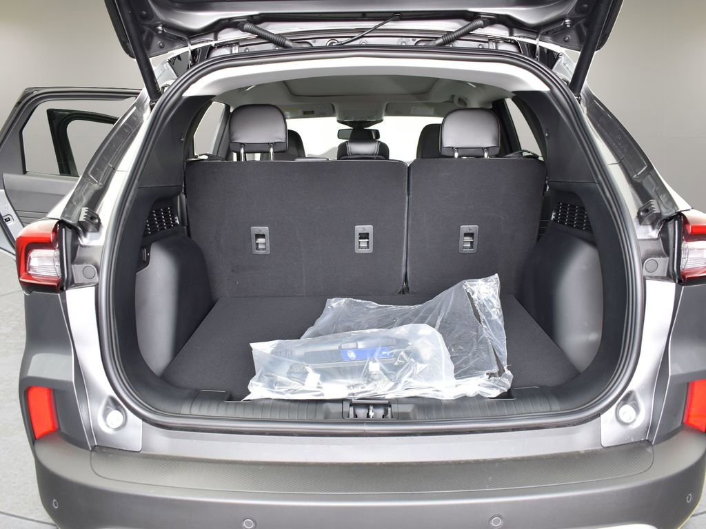 New 2024 Ford Escape SE w/ PHEV Premium Package image 49