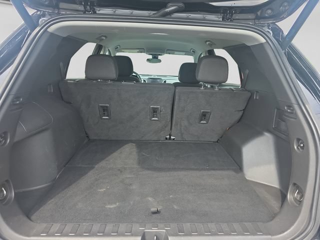 Used 2023 Chevrolet Equinox LT w/ Driver Convenience Package FWD image 9
