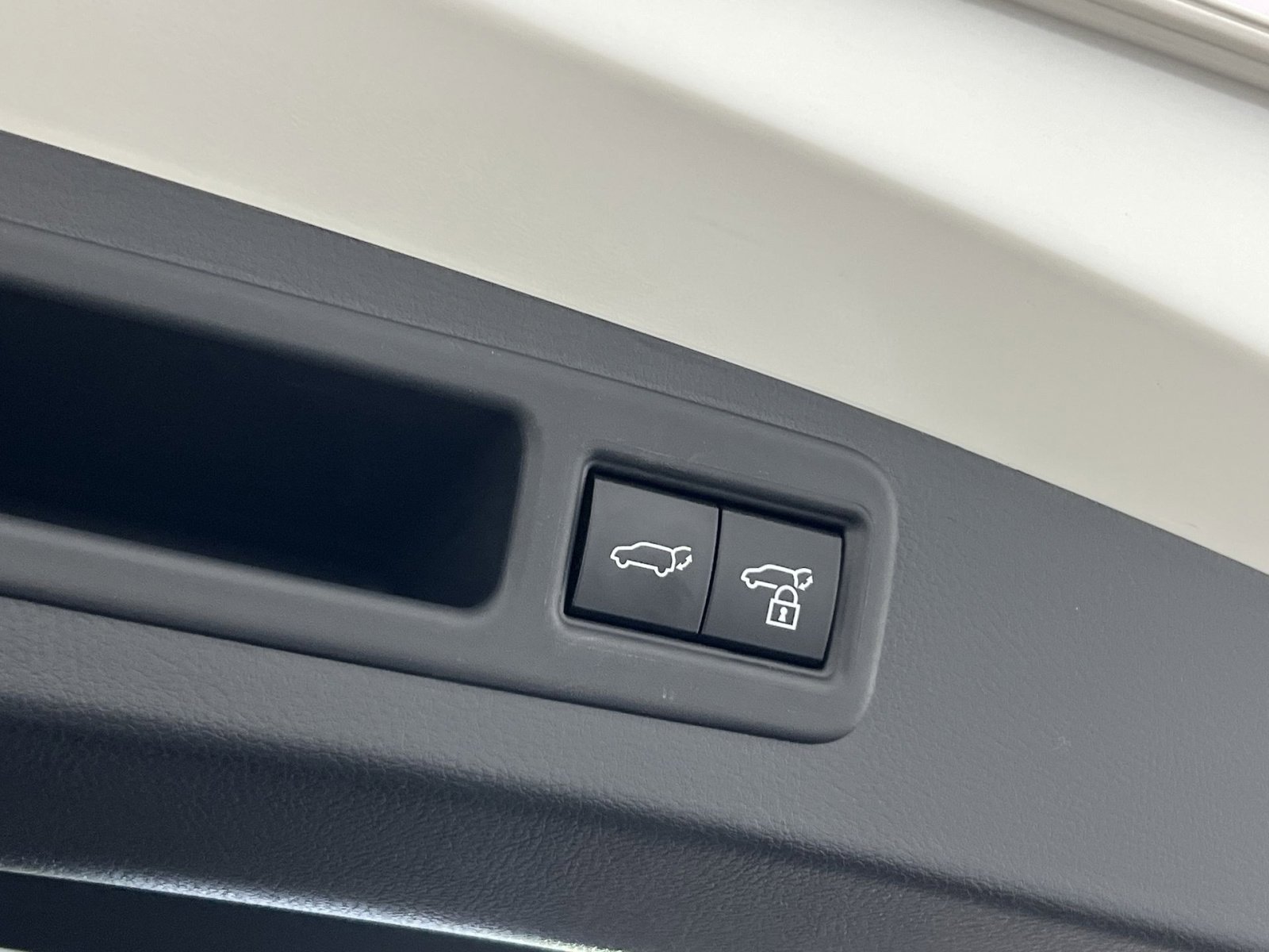 Used 2024 Lexus RX 350 w/ Convenience Package image 27