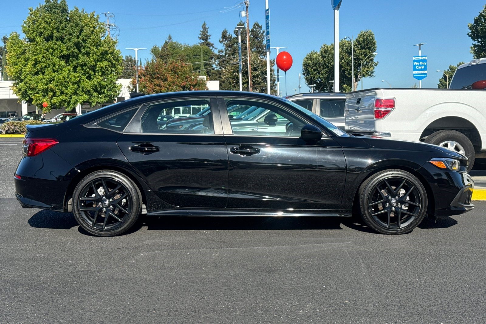 Used 2023 Honda Civic Sport image 8