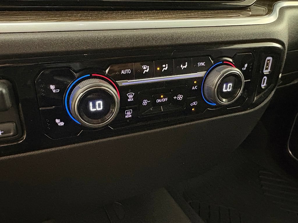 Certified 2022 Chevrolet Silverado 1500 LT AWD/4WD image 37
