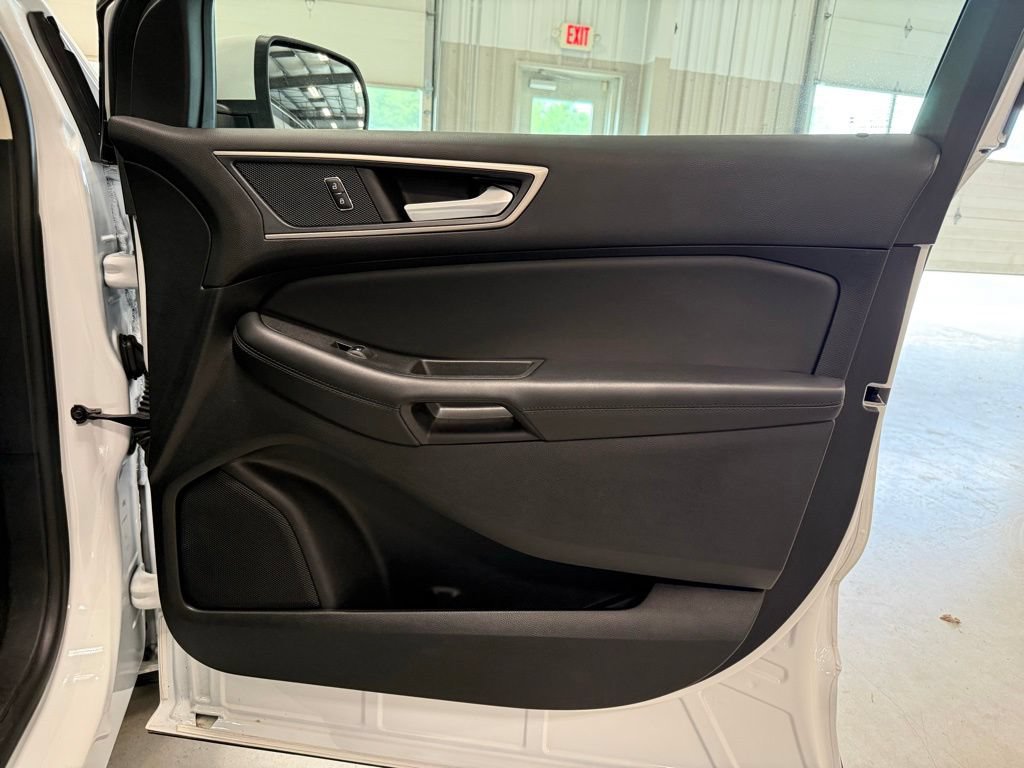 Certified 2024 Ford Edge SEL w/ Convenience Package AWD/4WD image 36
