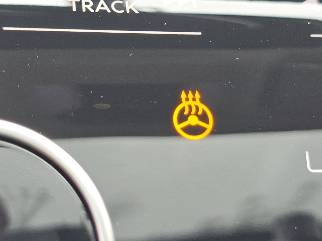 New 2026 INFINITI QX60 Luxe w/ Cargo Package image 11