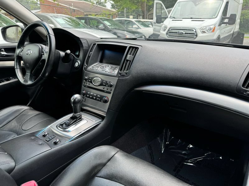 Used 2011 INFINITI G37 x Sedan w/ Premium Pkg AWD/4WD image 16