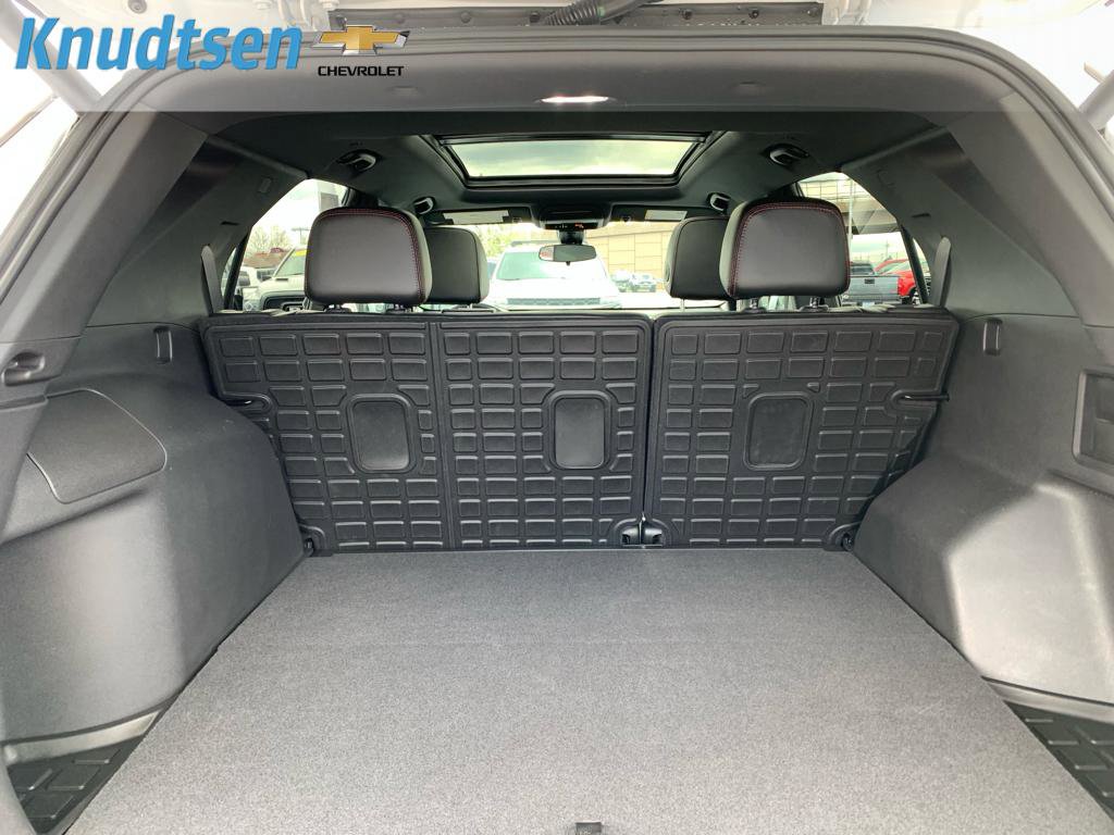 Used 2024 Chevrolet Equinox RS w/ RS Leather Package AWD/4WD image 15