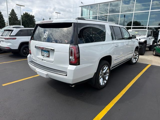 Used 2020 GMC Yukon XL Denali w/ Denali Ultimate Package AWD/4WD image 6