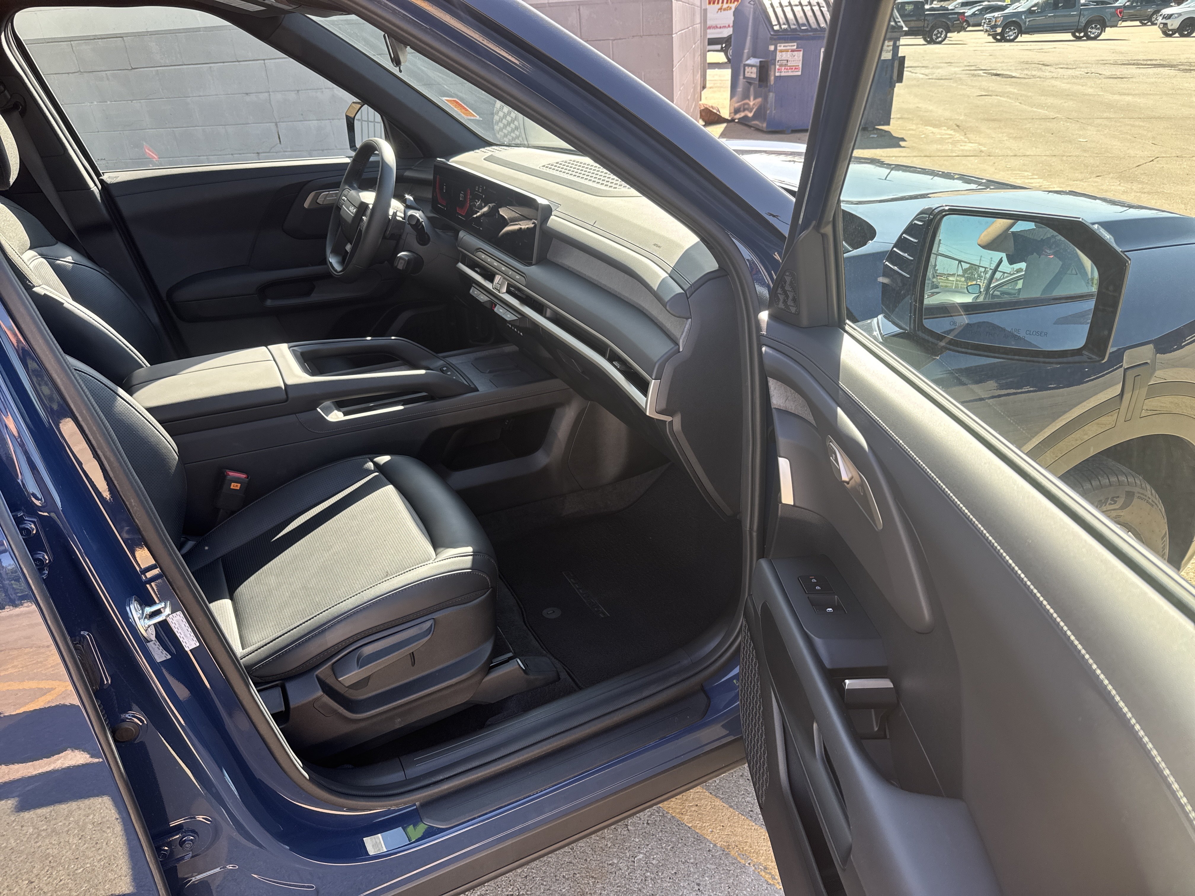 Used 2027 Kia Telluride S AWD/4WD image 5