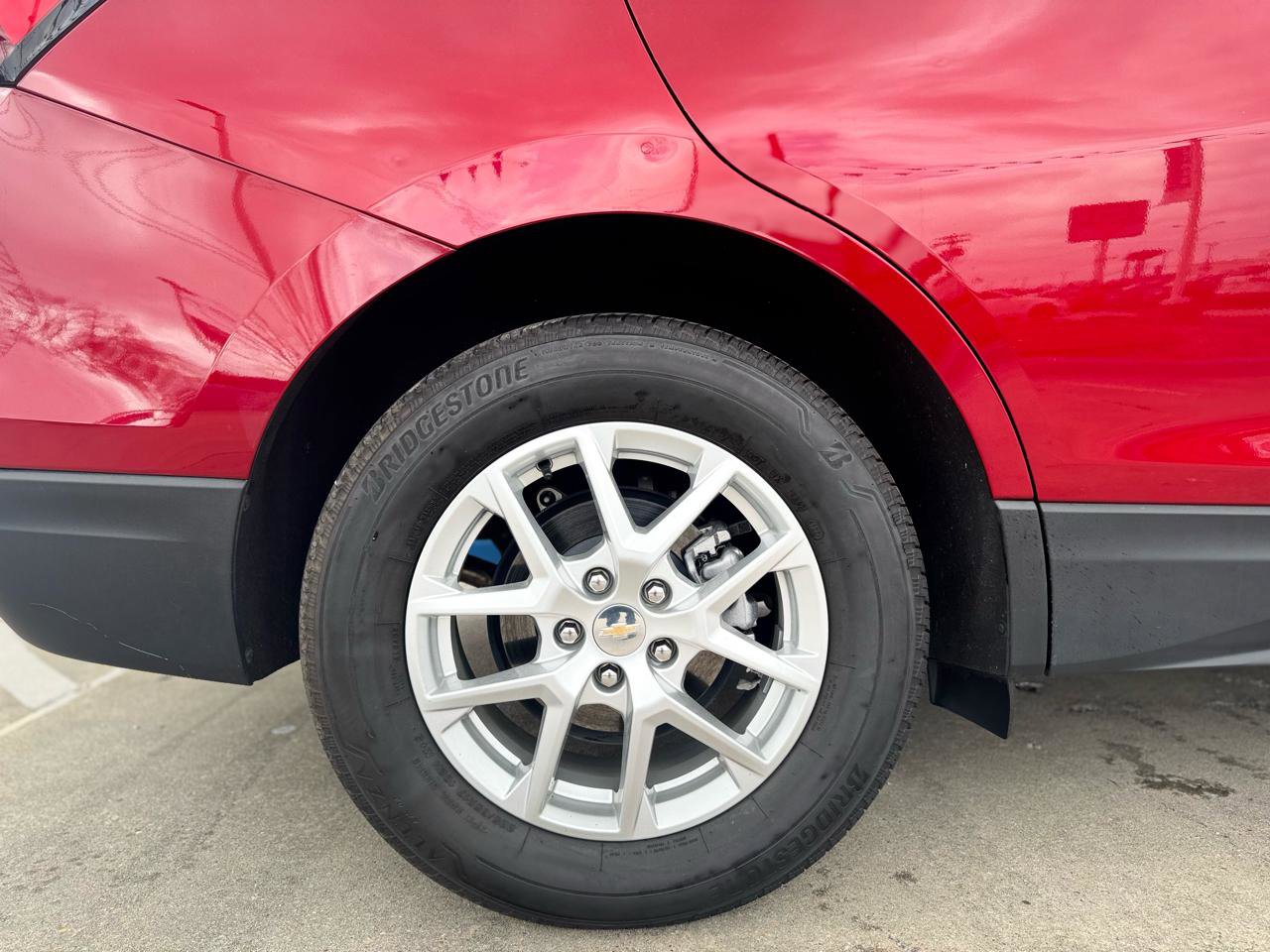 Used 2023 Chevrolet Equinox LT image 19