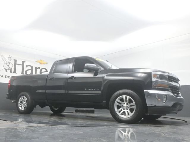 Used 2018 Chevrolet Silverado 1500 LT w/ All Star Edition image 2