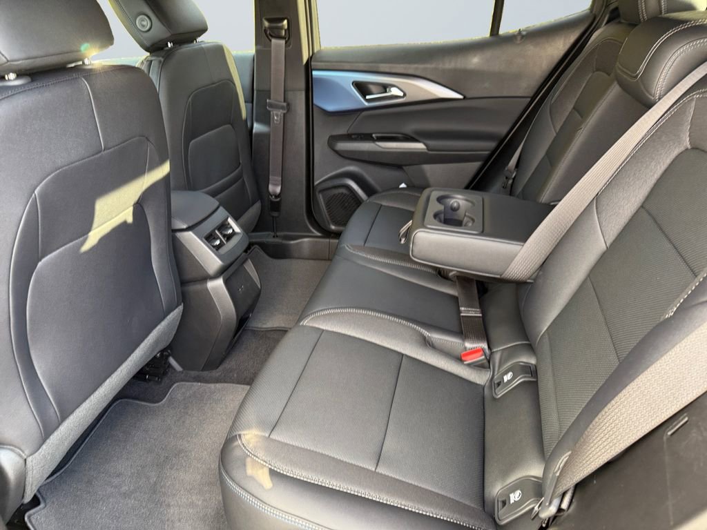 New 2026 Chevrolet Equinox EV LT image 13