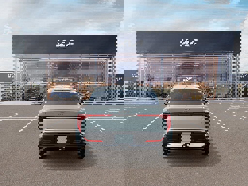 New 2026 Kia K4 LXS image 5