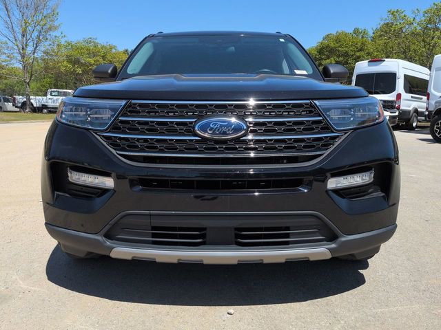 Certified 2023 Ford Explorer XLT w/ Equipment Group 202A image 9