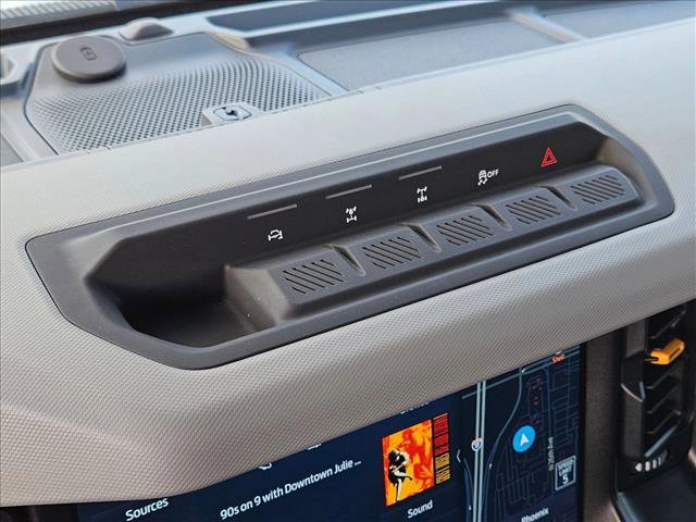 Used 2023 Ford Bronco Badlands AWD/4WD image 16