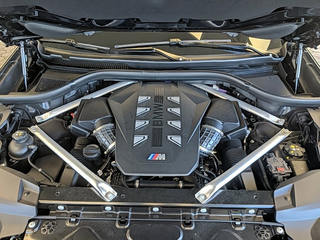 Used 2024 BMW X7 M60i w/ Executive Package image 42