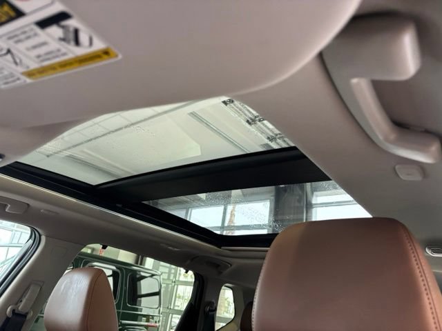 Used 2024 Nissan Rogue Platinum w/ Platinum Premium Package FWD image 27