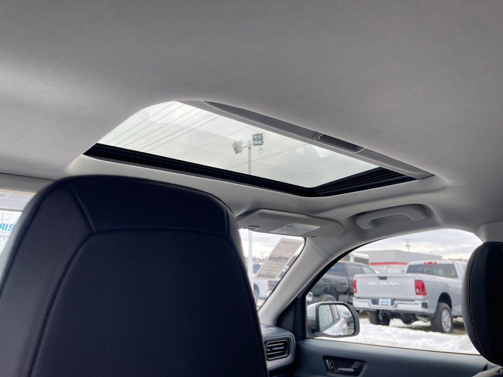 Used 2025 Ford Maverick Lobo image 19