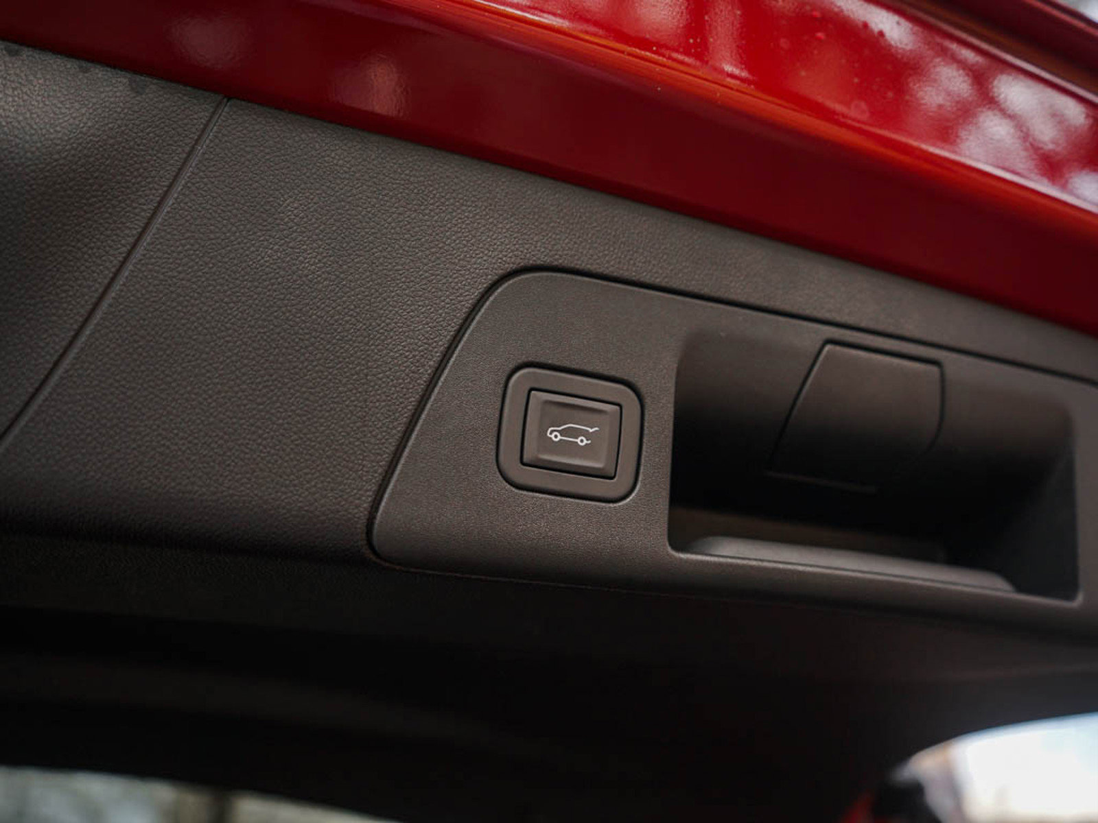 New 2025 Buick Envision Sport Touring image 9