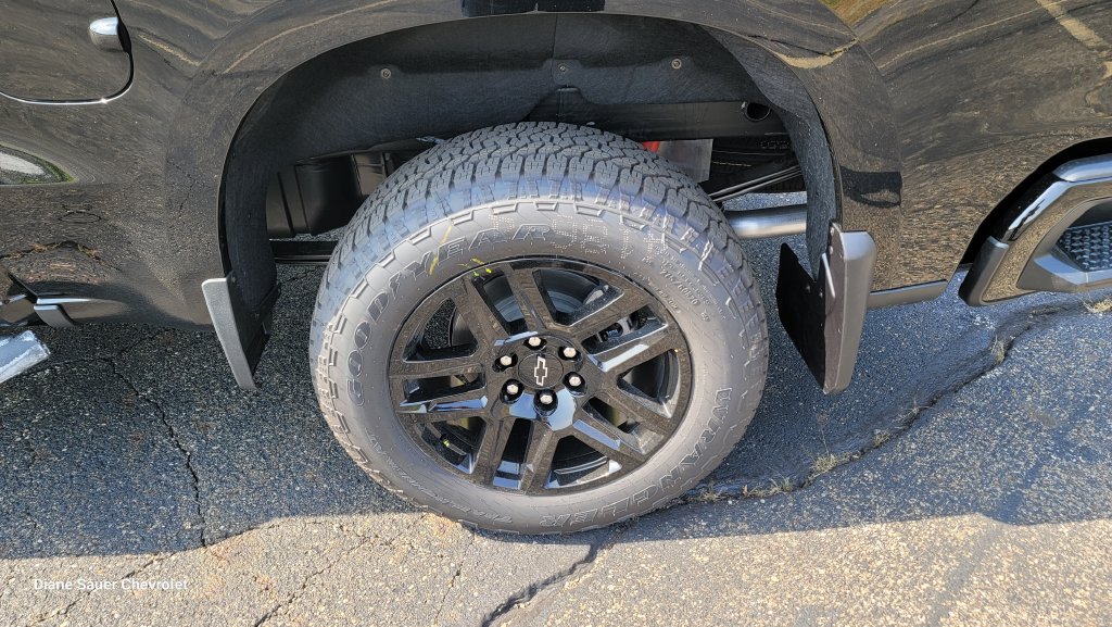 New 2026 Chevrolet Silverado 1500 LT Trail Boss w/ LT Trail Boss Premium Package AWD/4WD image 8