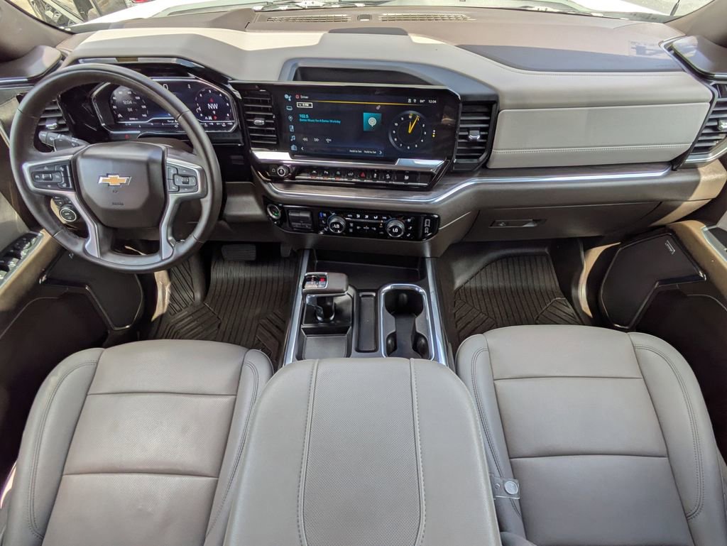 Used 2024 Chevrolet Silverado 1500 LTZ image 15