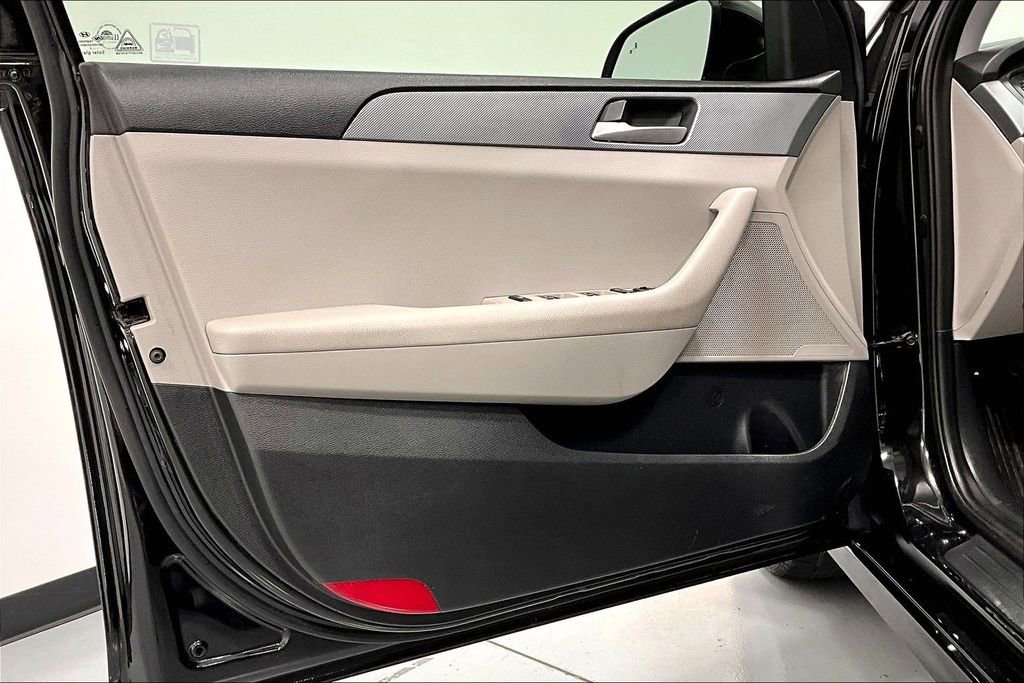 Used 2018 Hyundai Sonata SE image 20