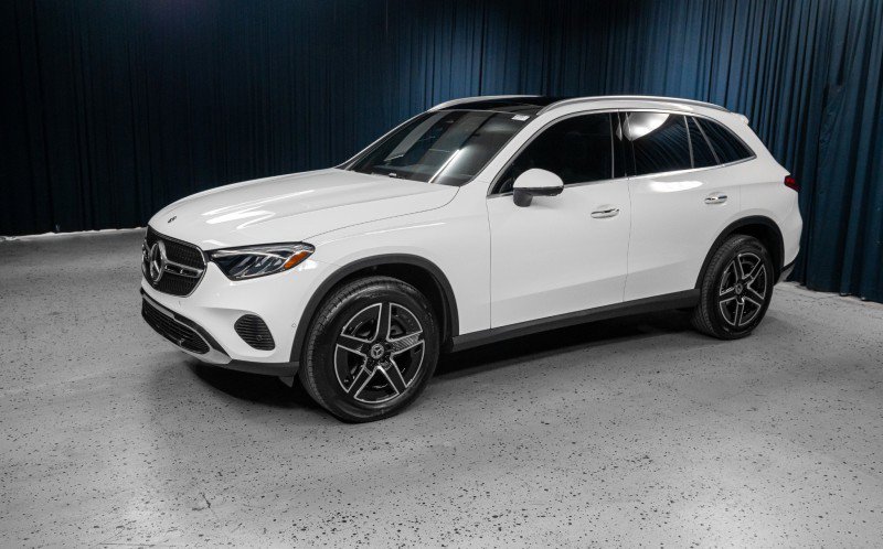 New 2026 Mercedes-Benz GLC 300 image 1