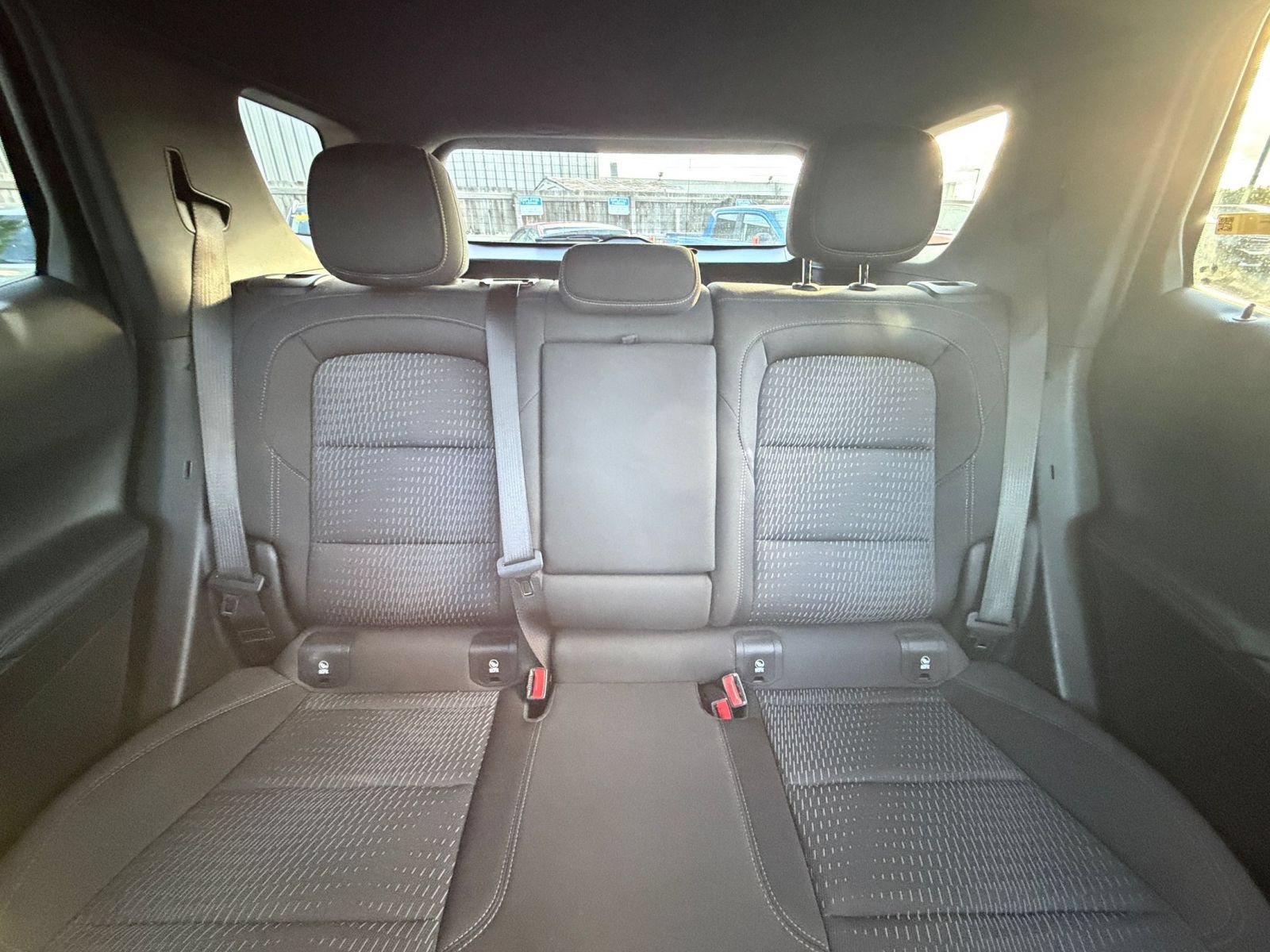 Used 2025 Chevrolet Equinox LT AWD/4WD image 37