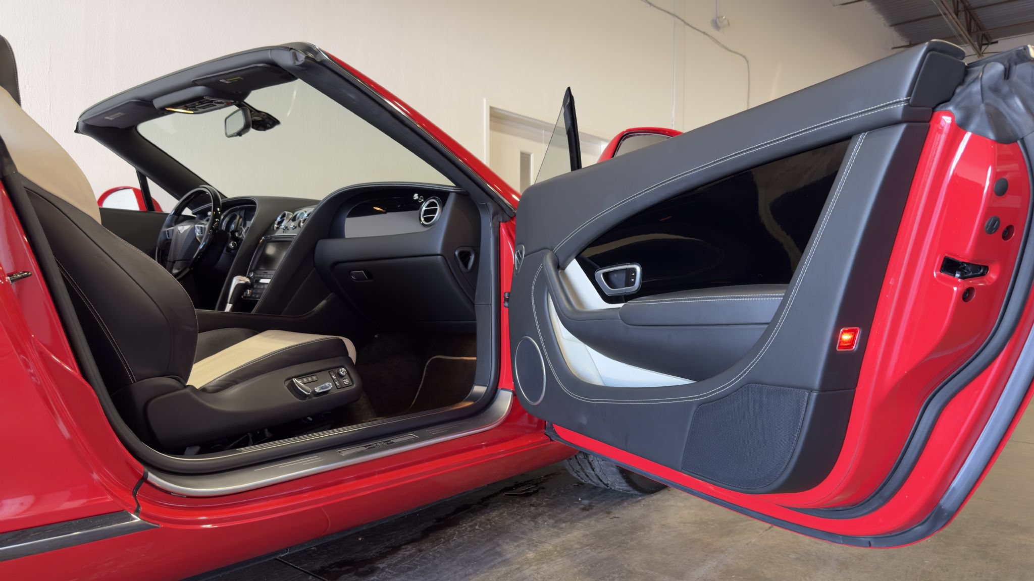 Used 2015 Bentley Continental GT AWD/4WD image 83