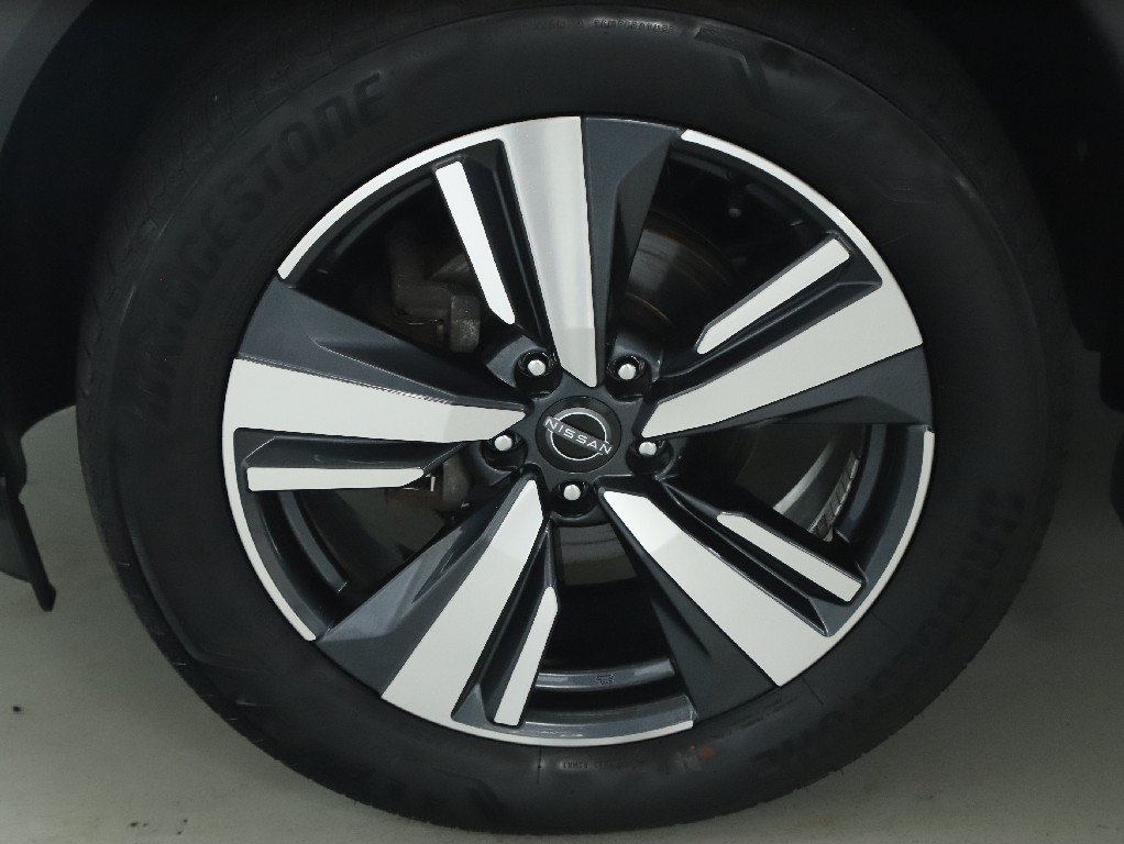 Certified 2023 Nissan Rogue SL AWD/4WD image 38