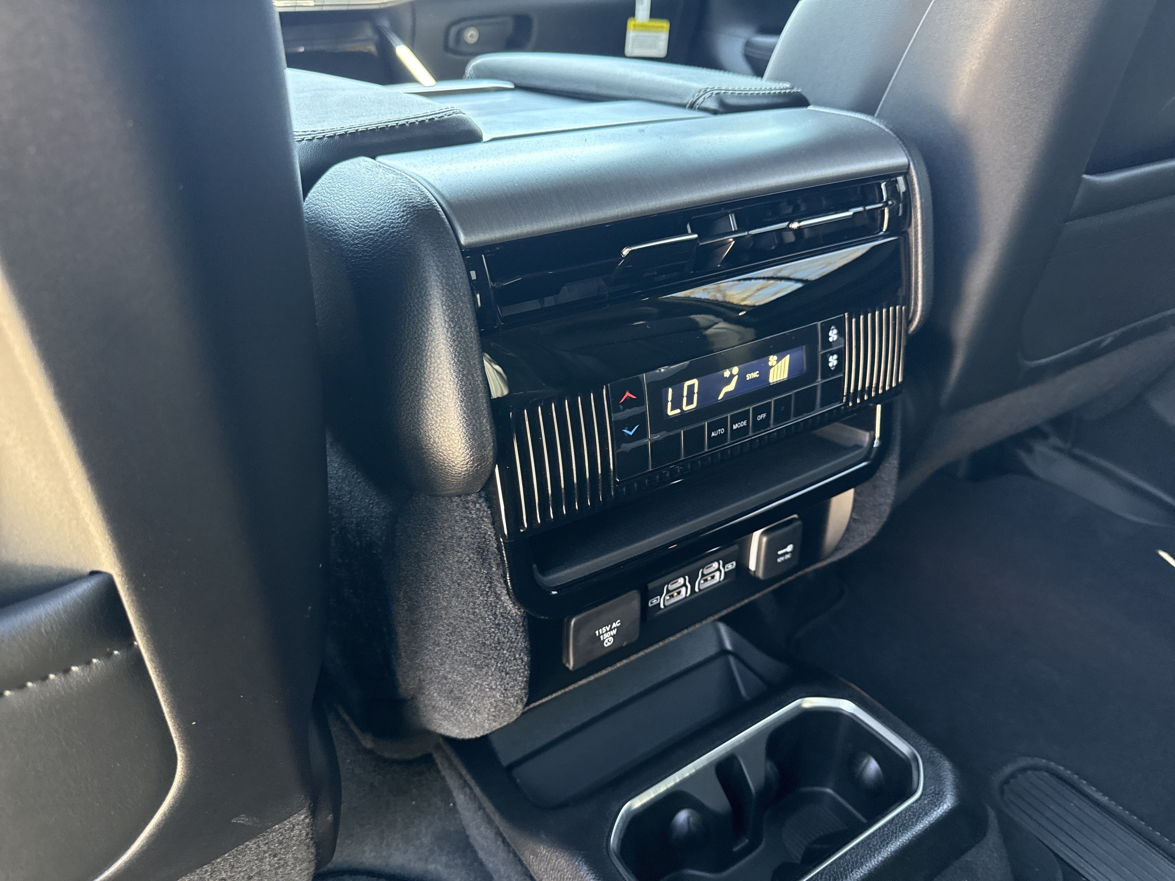 New 2026 Jeep Grand Wagoneer 4WD w/ Premium Group I image 26