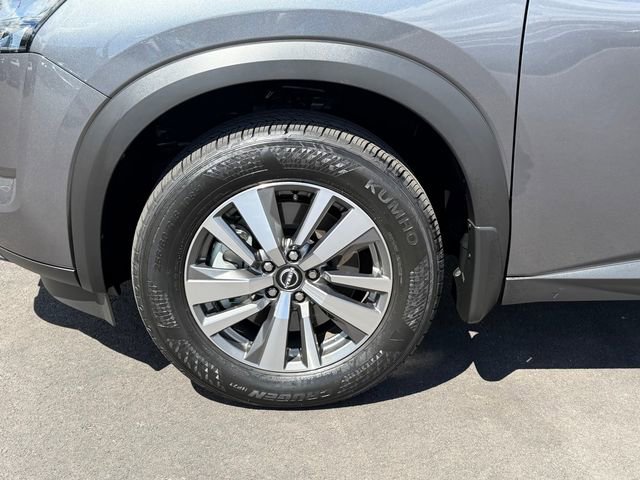 Certified 2025 Nissan Pathfinder SL FWD image 30