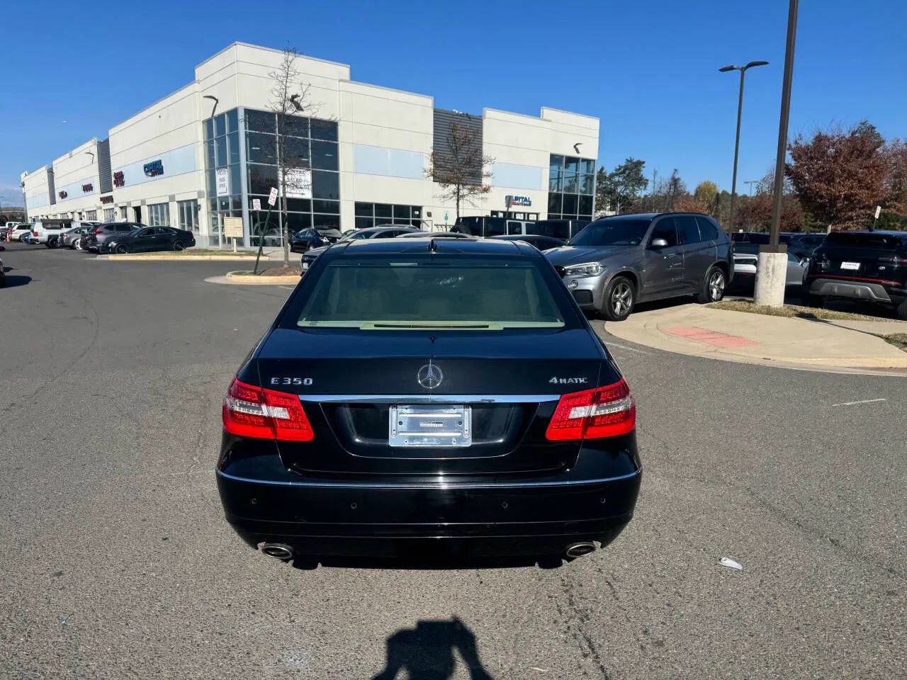 Used 2010 Mercedes-Benz E 350 4MATIC Sedan image 34
