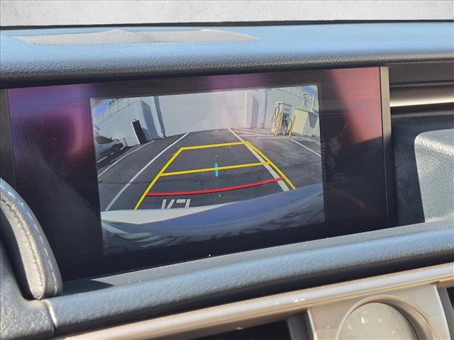 Used 2016 Lexus IS 200t RWD image 13